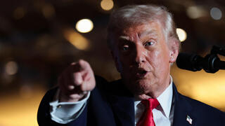 Donald Trump: BBC דונלד טראמפ עצרת ב פנסילבניה ארה"ב