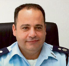 ניצב מני בנימין