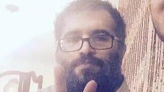 משמאל - מוחמד חוסיין טג משמאל - מוחמד חוסיין טג