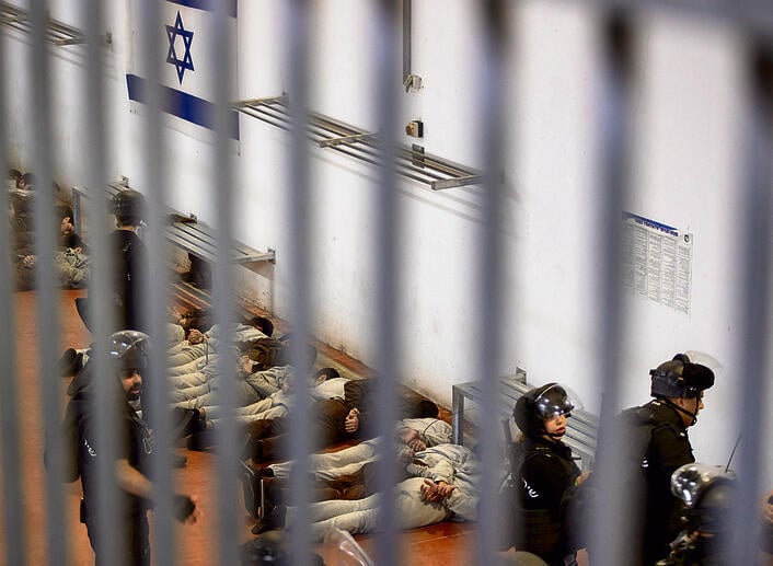 מחבלים בבית כלא ישראלי. גורם מרתיע במקום קייטנה | צילום: עמית שאבי (עמית שאבי) מחבלים בבית כלא ישראלי. גורם מרתיע במקום קייטנה | צילום: עמית שאבי