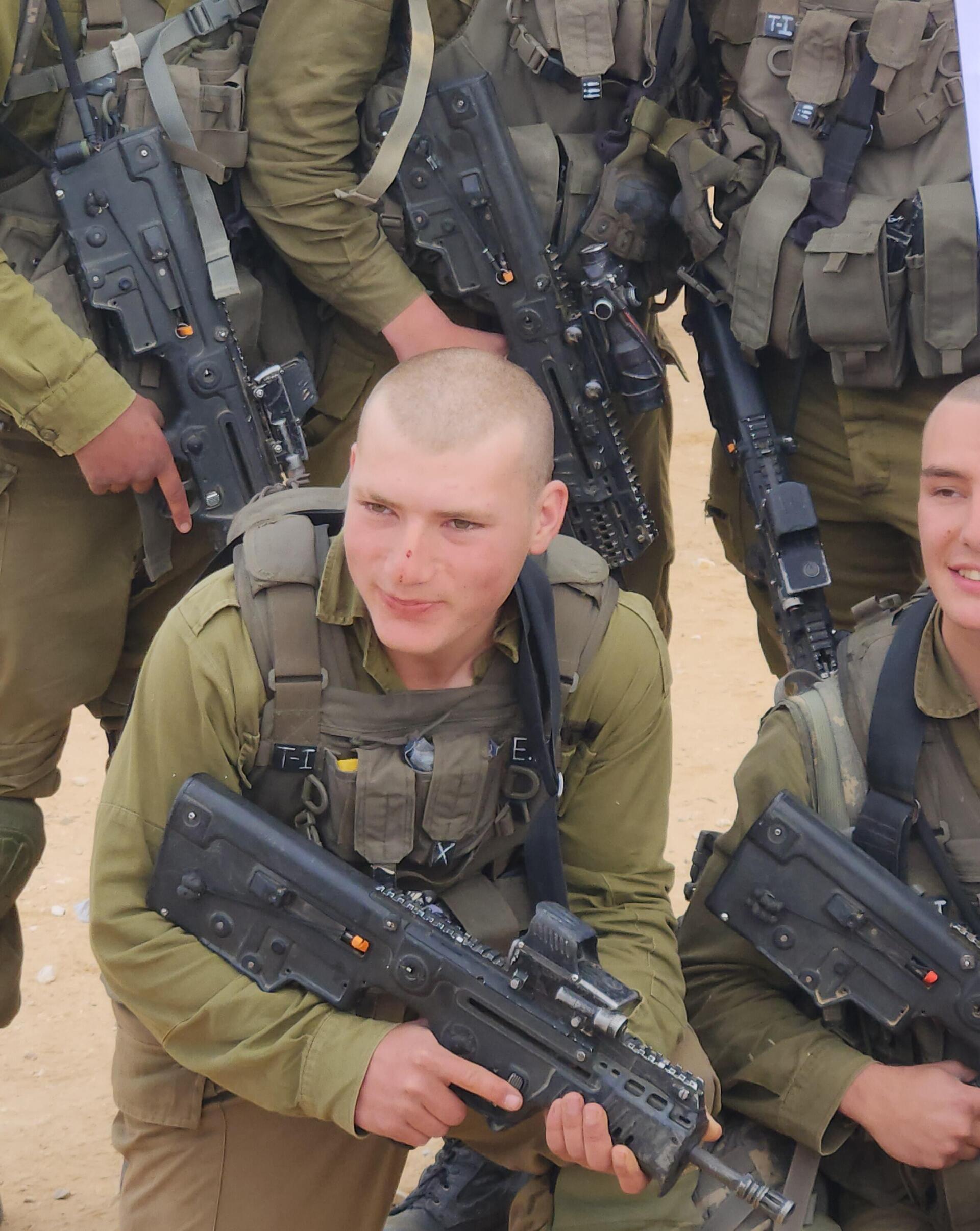 איתן קרלסברון ז"ל (באדיבות המשפחה) יד לבנים, גל- הד, איתן קרלסברון ז"ל