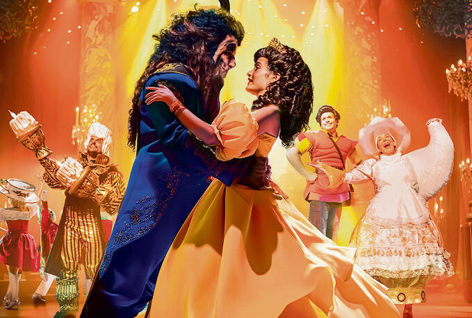 המחזמר ”היפה והחיה“ בתל־אביב