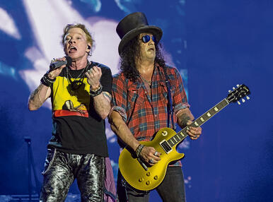 סלאש ורוז בהופעה באנגליה, .2023 הצלחה חלקית