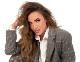 "אף פעם לא הלכתי לפי  הציפיות של הסביבה".  ג'וליה שחר | צילום: תומי רפאל