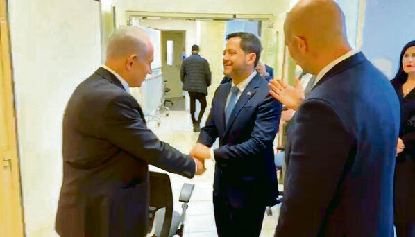 מפגש מדיני בבית המשפט. לאטורה עם נתניהו ואוחנה, אתמול