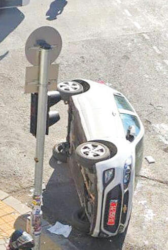 הנזק לניידות המשטרה