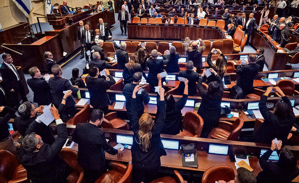 חילופי צעקות בין הקואליציה והאופוזיציה. הדיון הסוער אתמול