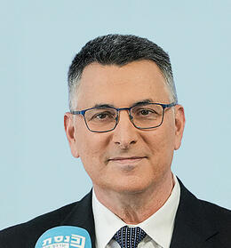 סער. שוב מדליק | צילום: שלו שלום