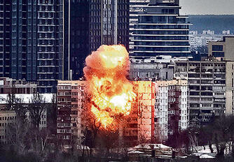 כטב"ם פוגע בבניין בקייב, אתמול