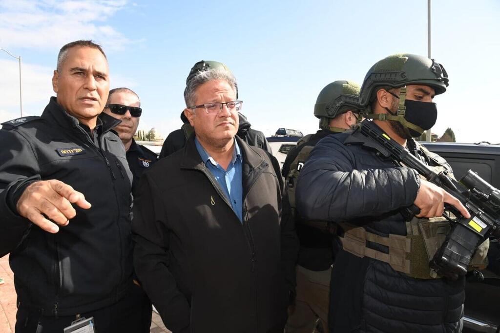 National Security Minister Itamar Ben-Gvir in Tarabin (Photo: Herzl Yosef) עימות בין צעירים בתבארין לבין כוחות המשטרה
