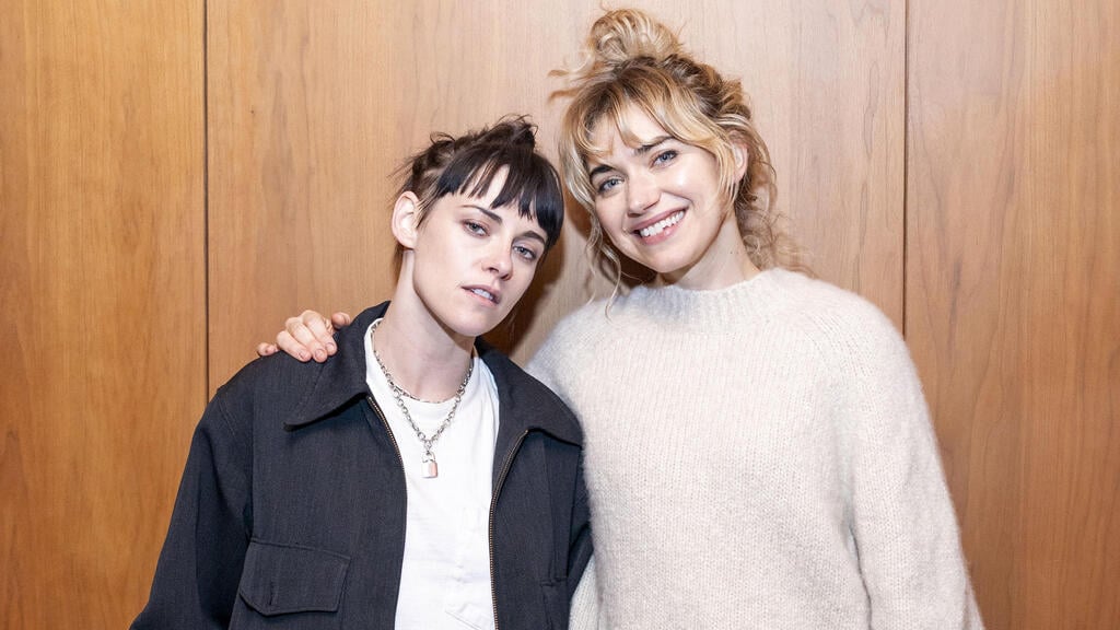 'The Chronology of Water' star Imogen Poots and Kristen Stewart (Photo: Santiago Felipe/Getty Images) כוכבת "הכרונולוגיה של מים", אימוג'ן פוטס, וקריסטן סטיוארט
