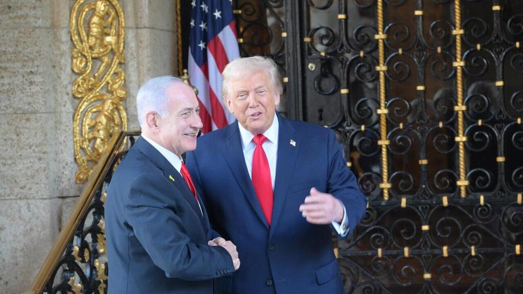 Netanyahu and Trump (Photo: Amos Ben Gershom/ GPO) רה"מ בנימין נתניהו ונשיא ארה"ב דונלד טראמפ בפגישתם במאר-א-לאגו