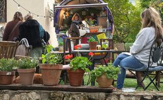 "כשנפתח מקום כזה צבעוני, זה עושה משהו לנשמה" עגלת הקפה הראשונה בקריית שמונה
