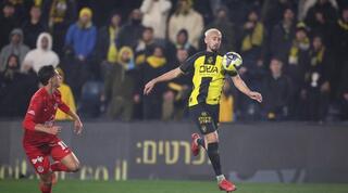 דקה 15: בית"ר י-ם – הפועל ת"א 0:0
