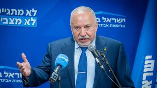 אביגדור ליברמן בישיבת סיעה של ישראל ביתנו