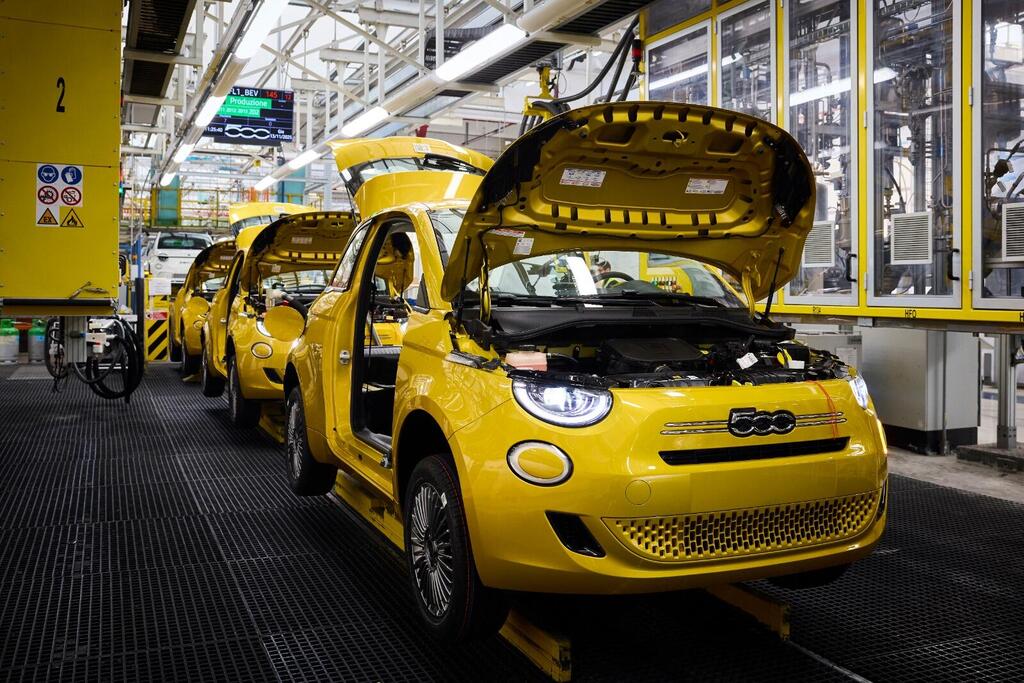 מחיר החשמל: סטלנטיס תמחק לא פחות מ- 22 מיליארד אירו