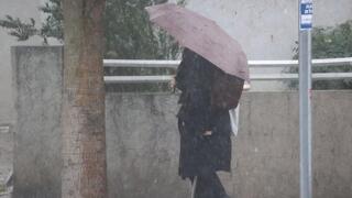 מזג אוויר סוער תל-אביב