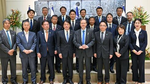 Warming ties: Japan lawmakers visit Israel