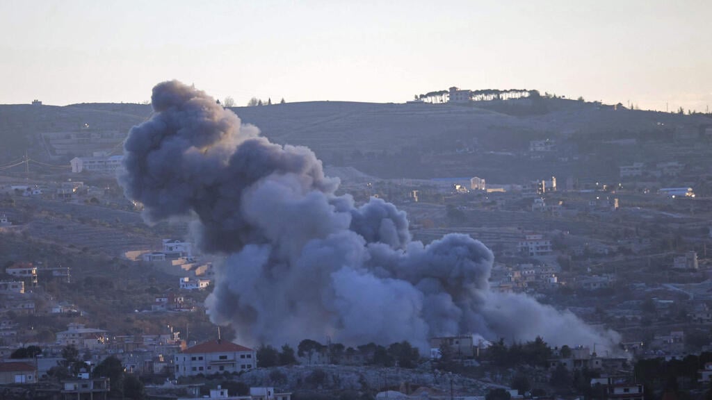 IDF attacks in south Lebanon (Photo: Rabih DAHER / AFP) תקיפות צה"ל בדרום לבנון