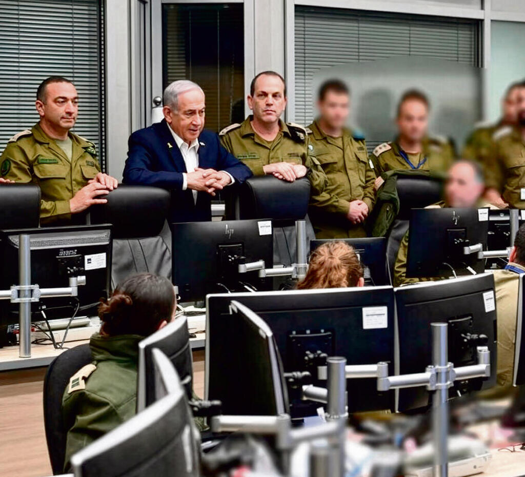 נתניהו בבור במבצע עם כלביא. פגיעה בדימוי וביכולות הממשיות של המשטר האיראני | צילום: אבי אוחיון/ לע''מ