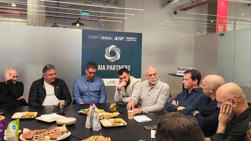 ״קריית שמונה ננטשה, אנחנו מפסידים אותה״: דיון החירום – מול כיסאות ריקים