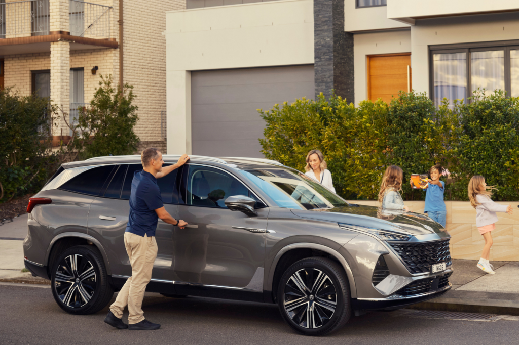 צ'רי על הכוונת: MG מנחיתה פנאי היברידי לשבעה נוסעים