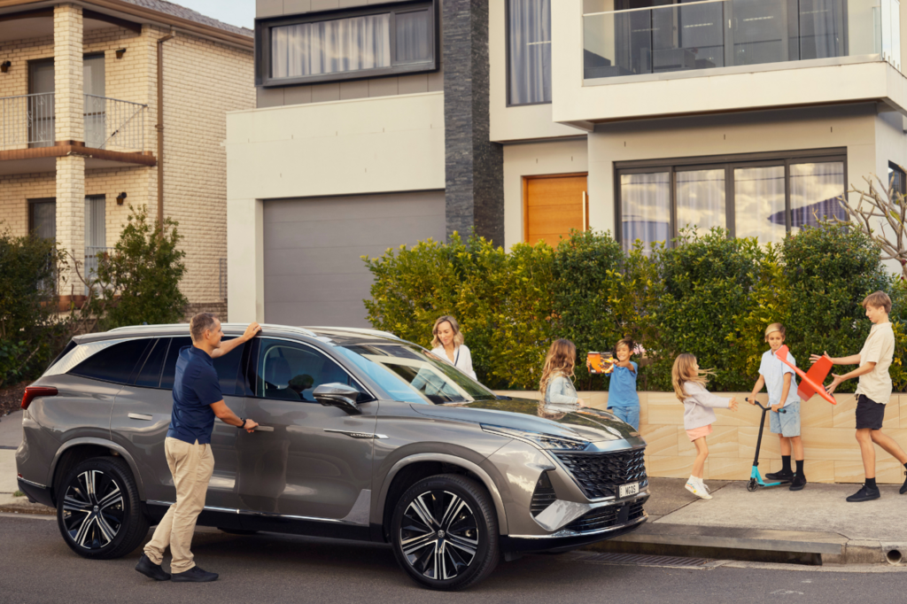 לא פראיירית: גם MG תתחיל לייצר באירופה כדי לעקוף מכסים