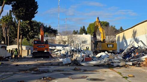 Demolition of UNRWA headquarters in Jerusalem begins | Watch