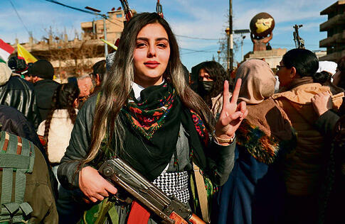 "להתגייס בזריזות". לוחמים כורדים