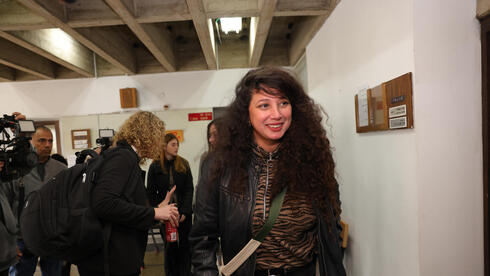 שנדע אחת על השנייה. שנדע שאנחנו לא לבד