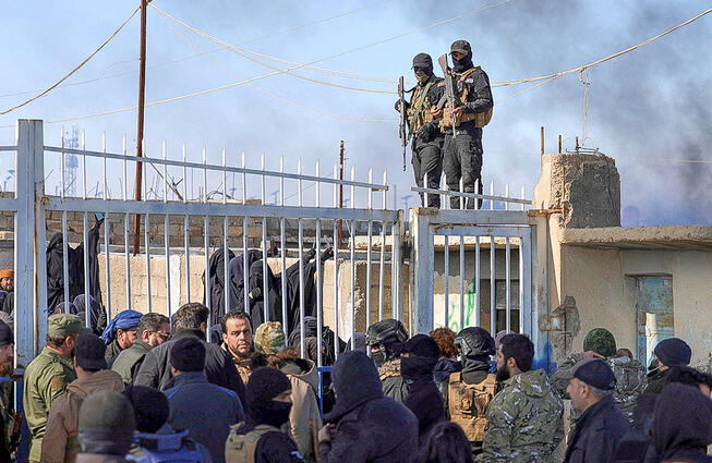 תפסו את השליטה. לוחמי א־שרע במחנה אל־הול, אתמול