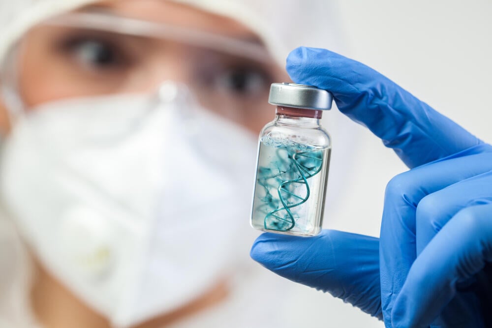 A process of extracting the most critical data for identifying melanoma cells and delivering it to the patient’s immune system (Photo: Shutterstock) DNA