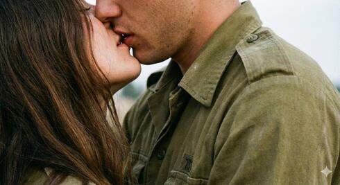 Reservists Drive Infidelity Through Wartime Psychological Splitting