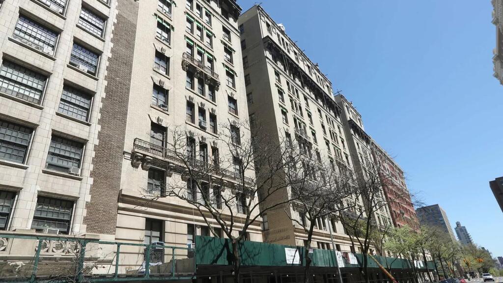 ניו יורק (צילום: NYC Sheriff’s Office) אחד הנכסים של אוהבשלום