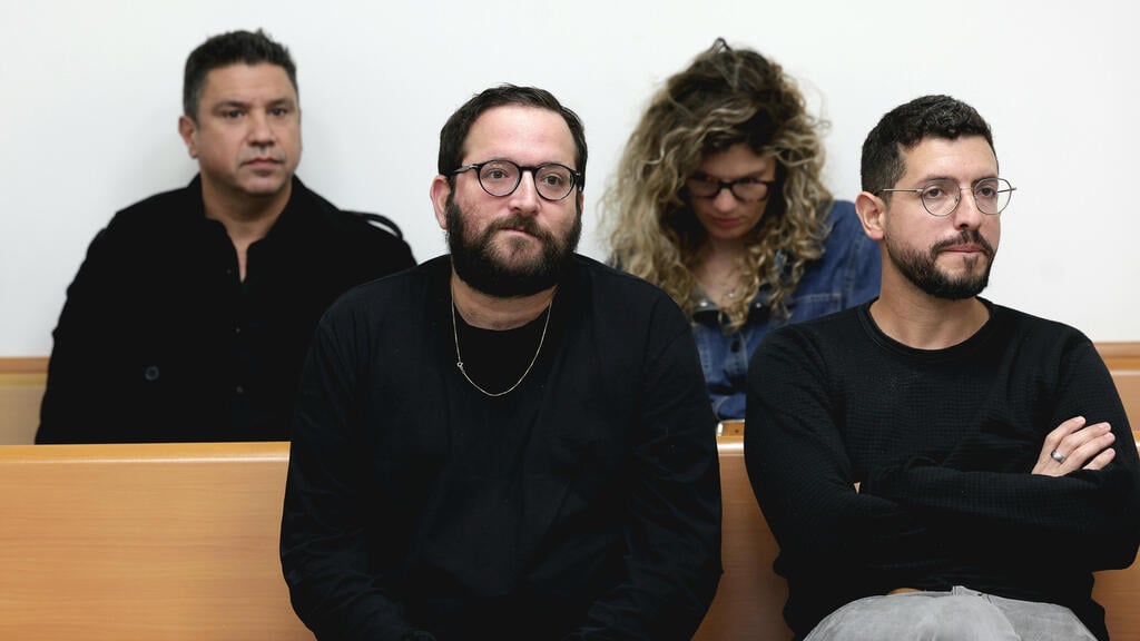 יונתן אוריך ועמרי אסנהיים בדיון בבית המשפט השלום ראשל"צ