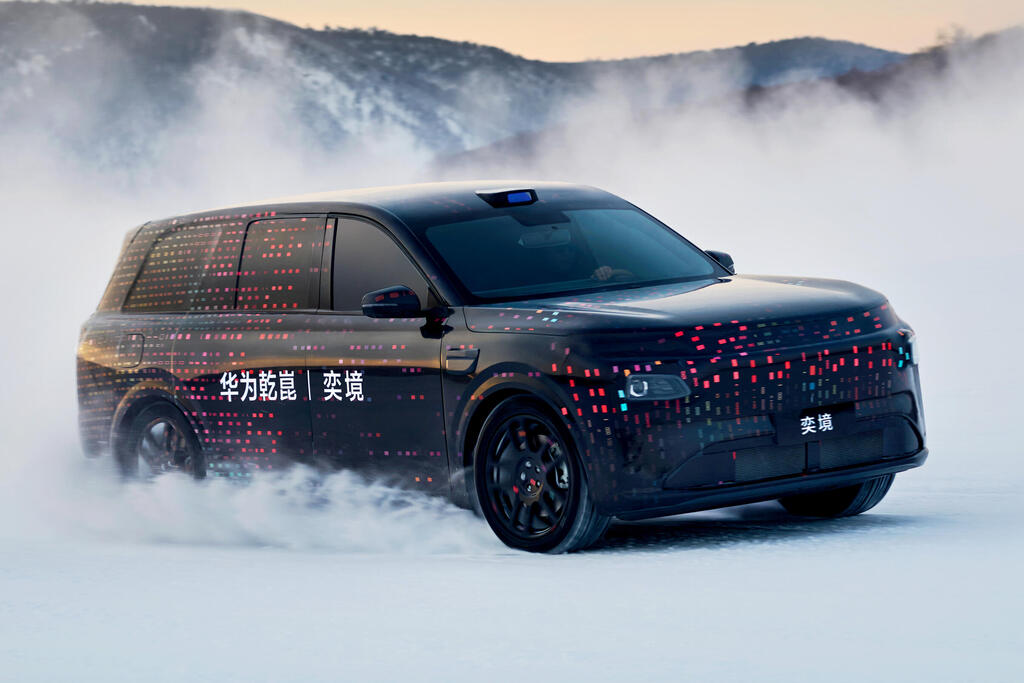 עוד ענק מסין - הפעם של וואווי ודונגפנג