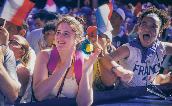 באדיבות סרטי נחשון