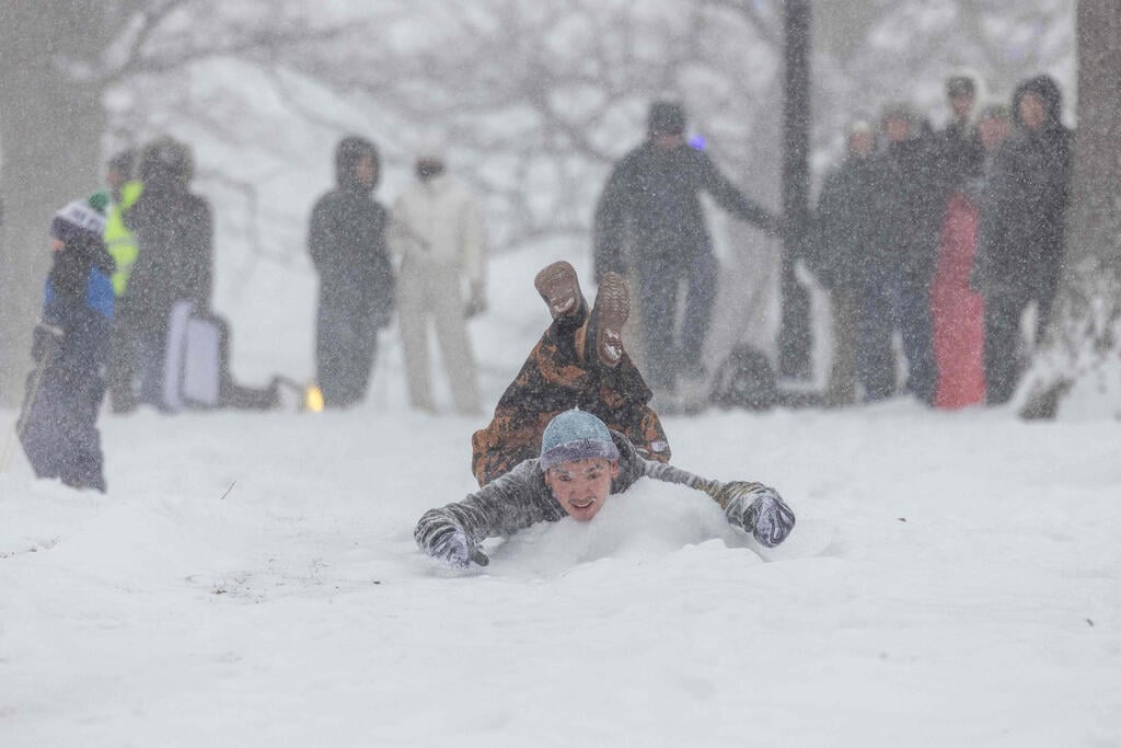 צילום: Scott Eisen / GETTY IMAGES NORTH AMERICA / AFP ארה"ב סופה סופת שלגים בוסטון