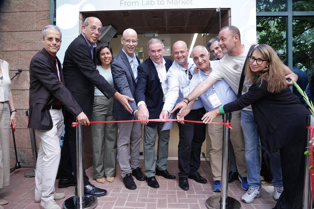NetZero Tech Ventures and the National Center for Energy Storage launched research and development laboratories at Bar-Ilan University (Photo: Israel Pinhasov) NetZero Tech Ventures והמכון הלאומי לאגירת אנרגיה השיקו באוניברסיטת בר-אילן מעבדות מחקר ופיתוח
