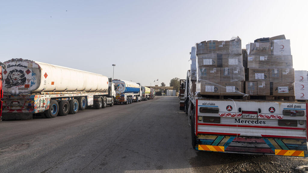 Rafah Crossing (Photo: Ali Moustafa/Getty Images) מעבר רפיח