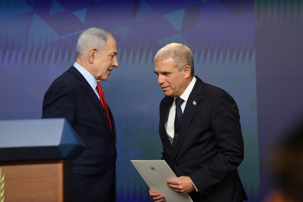 הירש ונתניהו (צילום: נעם ריבקין פנטון, הארץ) ראש הממשלה במסיבת עיתונאים משותפת עם מתאם שו"ן