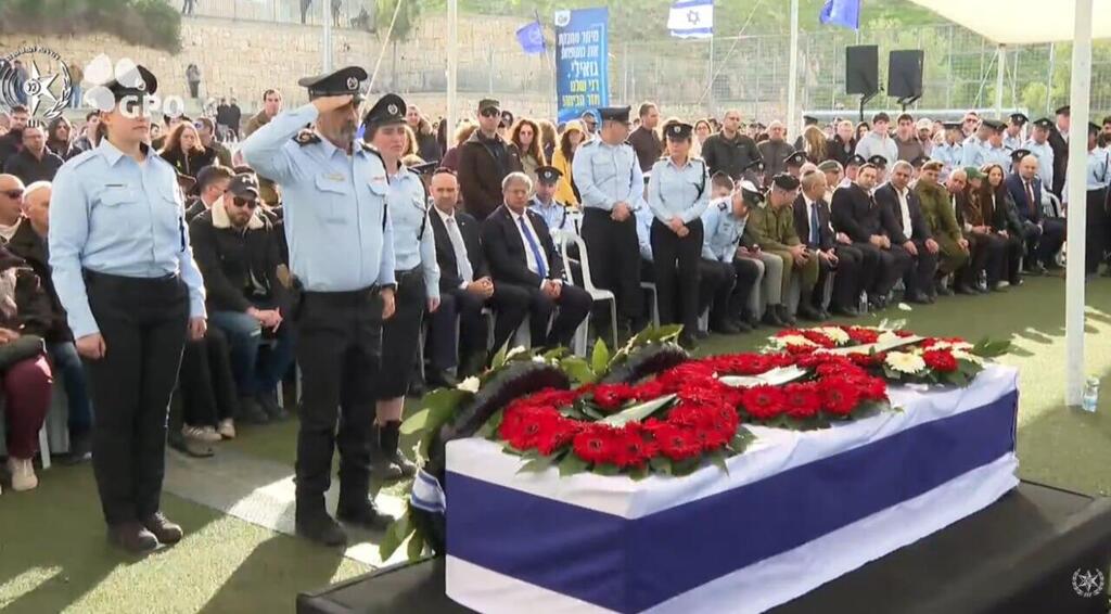 רס"ר רן גואילי ז"ל מובא למנוחות (צילום: לע"מ) רס"ר רן גואילי ז"ל מובא למנוחות