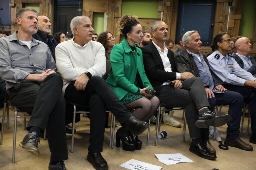 השרה סילמן בכנס בחדרה השרה סילמן בכנס בחדרה