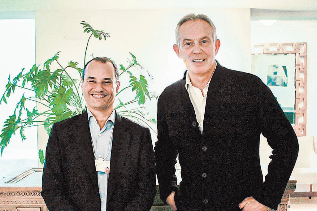 Yakir Gabay and Tony Blair יקיר גבאי וטוני בלייר