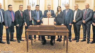 ממשלת הטכנוקרטים בהתכנסותה הראשונה, בקהיר