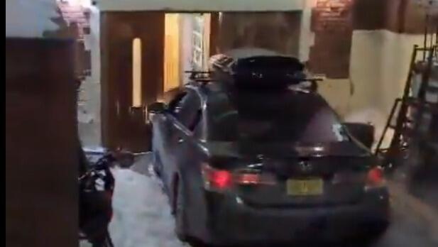 Car slams repeatedly into Chabad World HQ in Brooklyn | Watch