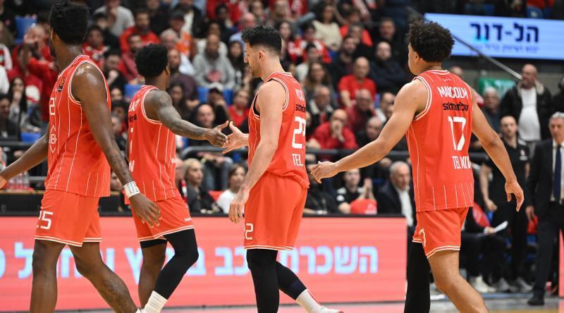 שחקני הפועל תל אביב (ראובן שוורץ) שחקני הפועל תל אביב