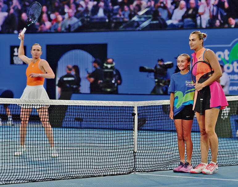 סבאלנקה מצטלמת, סביטולינה מתעלמת