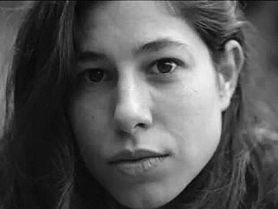 בנאי. שיר מצוין, קול טוב ועמוק