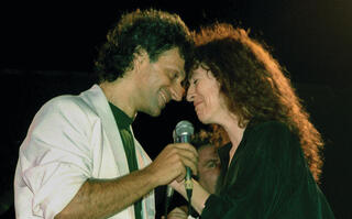 עם יהודית רביץ. הקסם נשאר גם בהאזנה ה־1,000